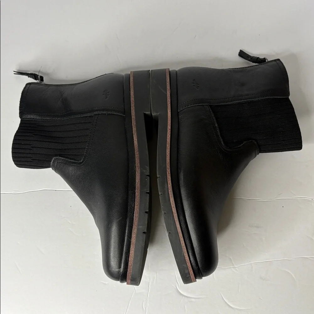 Hush Puppies Vola Black Chelsea Style Bootie